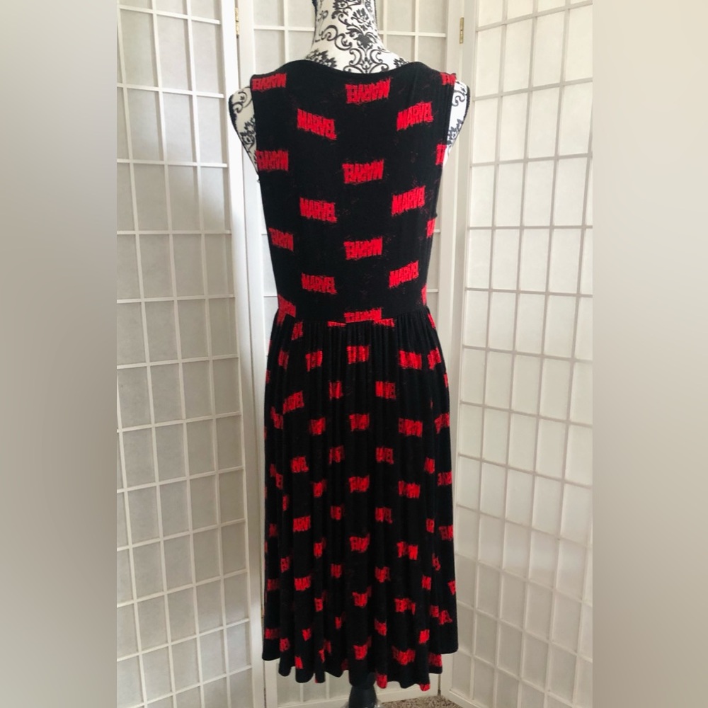 Torrid MARVEL Stretchy Skater Midi Pocket Dress 0X XL - Picture 5 of 12